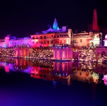 FOTO: Meriahnya Perayaan Diwali di India