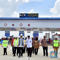 Lagi Butuh Uang, Waskita Siap Jual 4 Ruas Tol