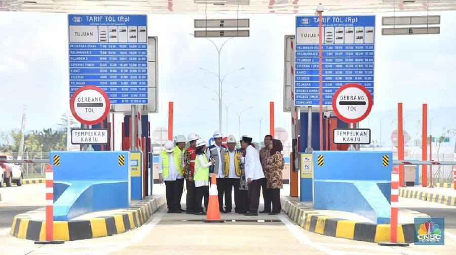 Jokowi Resmikan Tol Pejagan-Pemalang dan Pemalang-Batang (Setpres RI)