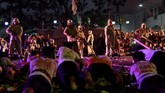 Drama kolosal yang menceritakan perjuangan rakyat Indonesia melawan dan mempertahankan kemerdekaan tersebut berjudul