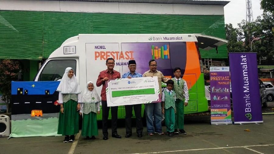 Kegiatan ini salah satu bentuk kepedulian Bank Muamalat dalam bidang pendidikan sekaligus mengenalkan keuangan syariah kepada siswa sejak dini.