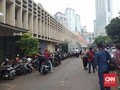 Diduga Korsleting, Asap Mengepul di Kantin Polda Metro Jaya