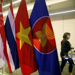 Berbisnis di RI Ribet & Mahal, Pantas Kalah dari Vietnam & Malaysia