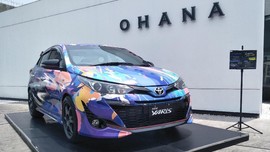 Warga Semarang Tes Yaris Ditemani Pebalap Toyota