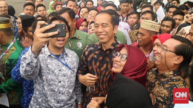 Jokowi Minta Bupati Waspadai Ketidakpastian Ekonomi Global