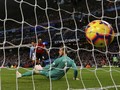 FOTO: Manchester City Buat Manchester United Merana di Etihad