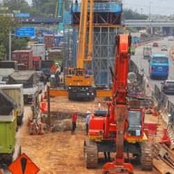 Pertumbuhan Ekonomi 2019: Cahaya di Ujung Terowongan