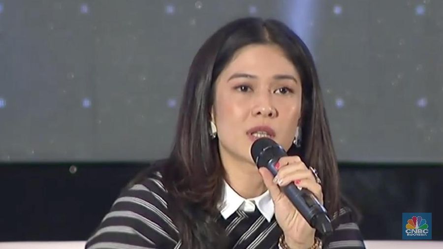 Demikian dituliskan Dian di akun Twitter resminya @therealDiSastr