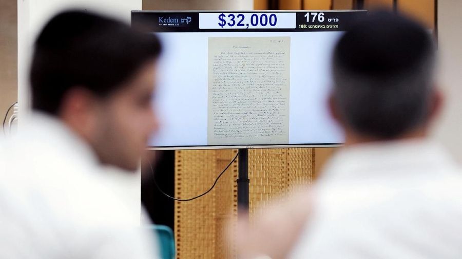 Sebuah surat tahun 1922 di mana Albert Einstein menceritakan ketakutannya akan munculnya anti-Semitisme di Jerman