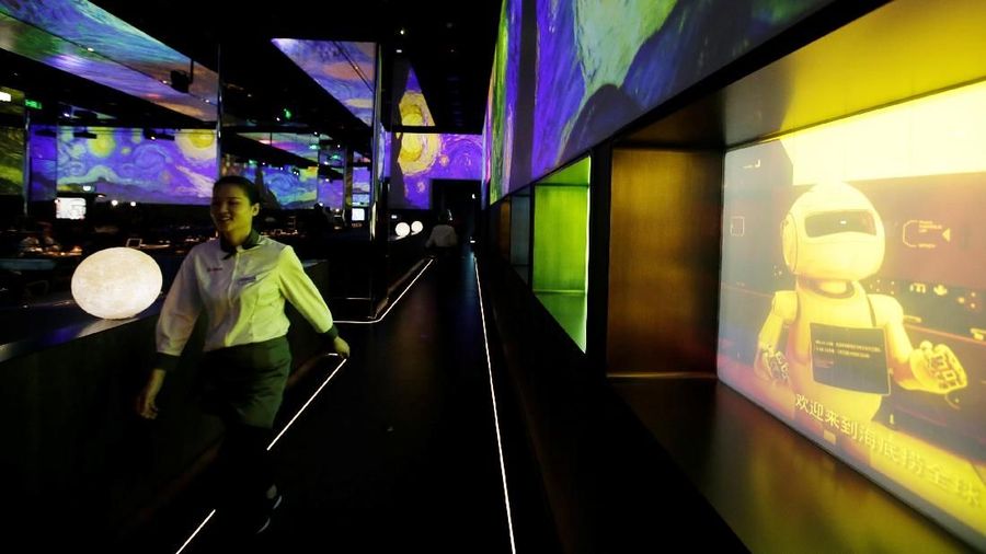 Populasi China tercatat sudah lebih dari 1,4 miliar orang.