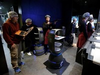 Pengelola Bandara Indonesia akan Gunakan Robot
