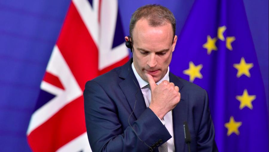 Menteri Brexit Inggris Dominic Raab (REUTERS/Eric Vidal/File Photo)