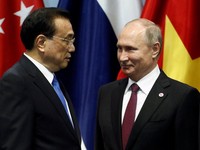 Dunia Terancam 'Perang' AS VS China, Putin Buka Suara