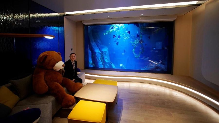 Shanghai Shimao Group memiliki investasi US $ 555 juta dalam proyek ini.