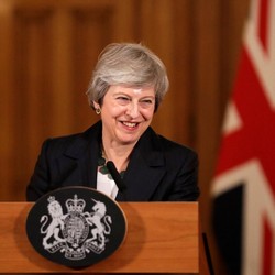 Dapat Mosi tak Percaya, Nasib Theresa May Ditentukan Hari Ini