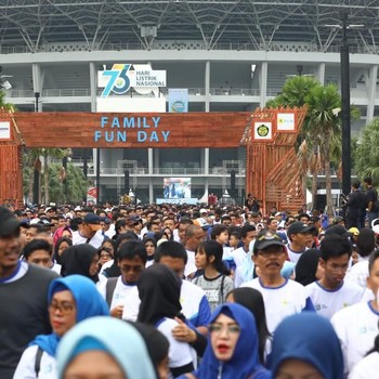 25 Ribu Orang Padati Senayan Rayakan Hari Listrik Nasional
