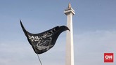 Acara yang dihadiri oleh ribuan orang ini mengakibatkan parkir kendaraan di IRTI tidak muat dan para pengendara pun sebagian memarkirkan kendaraannya di dalam area Monas. (CNN Indonesia/Andry Novelino)