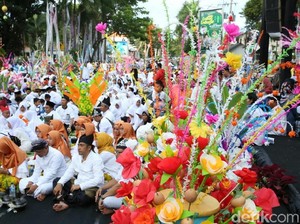 Meriah dan Penuh Makna! 7 Tradisi Maulid Nabi Unik di Jawa Timur