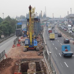 Biayai Infrastruktur, Bos BCA Minta ini dari OJK