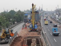Ramuan Kemenhub Redam Macet Tol Jakarta-Cikampek, Manjurkah?