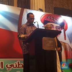 Minta Pesawat Turunkan Tiket, Menhub: Perhatikan Masyarakat!