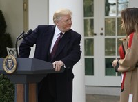 Sikap Trump Kepada Putra Mahkota Arab Bawa Bursa Asia Menguat