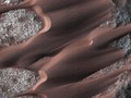 Peneliti Ungkap Alasan Air di Mars Terus Berkurang