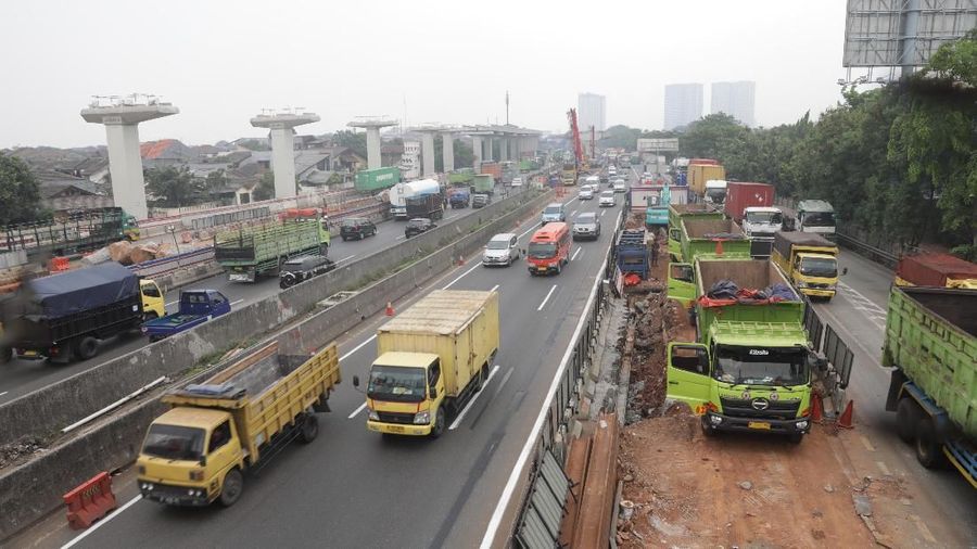 Biaya logistik RI dibanding negara lain masih lebih tinggi.