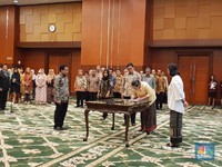 Lantik 34 Pejabat, Menkeu Ingatkan Ekonomi RI Penuh Tantangan
