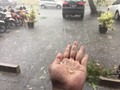 Hujan Es Turun di Kawasan Thamrin City Jakarta