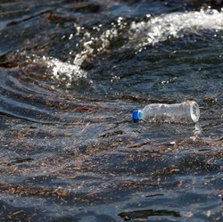Apa Alasan Kemenperin Ngotot Tak Mau Terapkan Cukai Plastik?
