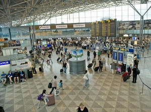 Liburan Musim Gugur di Finlandia, Bandara Helsinki Dibanjiri 50 Ribu Penumpang