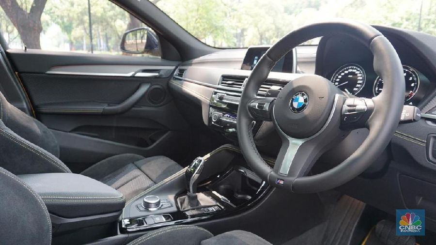 BMW dan MINI Coper kembali mengeluarkan mobil dengan seri baru dan kali ini lebih menyasar milenial.