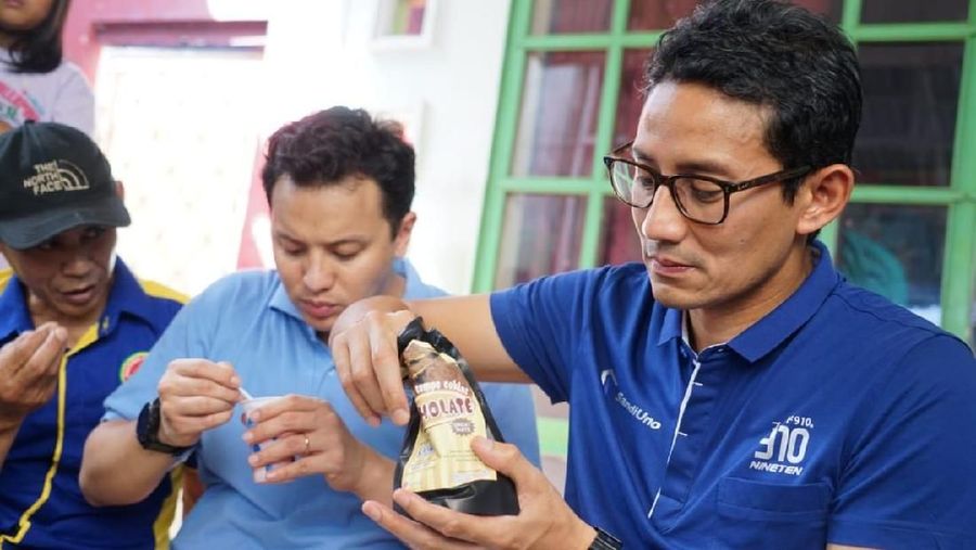 Dalam kurun waktu tersebut nilai saham yang dijual calon wakil presiden yang berpasangan dengan Prabowo Subianto tersebut lebih dari setengah triliun.