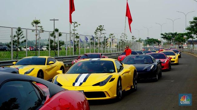 Berkat Mobile Legends Gamer Nasional ini Bisa Beli Ferrari