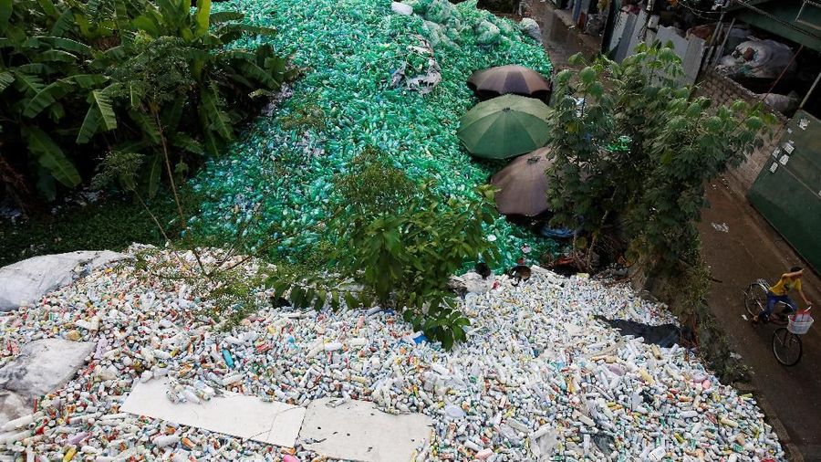 A plastic dump site is seen at Xa Cau village outside Hanoi, Vietnam November 21, 2018. REUTERS/Kham