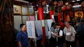 Pemungutan suara ini merupakan 'ujian' jangka pendek-menengah terhadap Presiden Tsai Ing Wen. (REUTERS/Tyrone Siu)