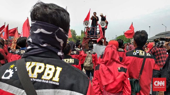 Buruh Kekeh Ingin Perhitungan Upah Kembali ke KHL