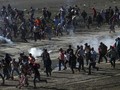 Petugas AS Diduga Pakai Gas Air Mata untuk Halau Imigran