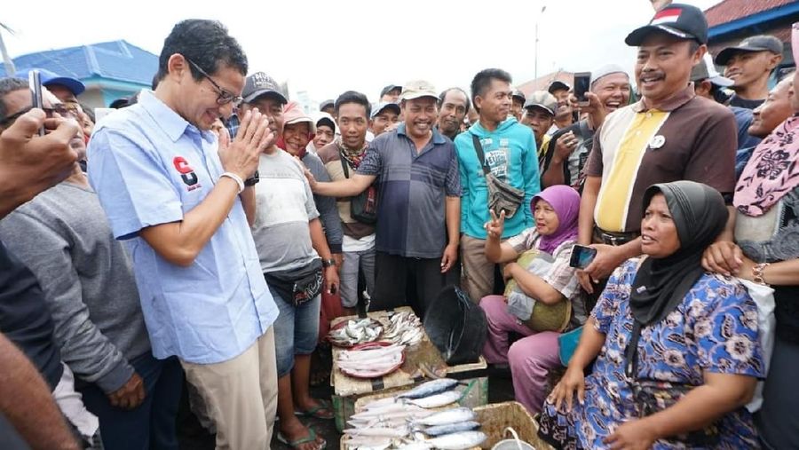 Menurut Sandi, dalam ekonomi yang sedang tidak baik ini, semua sektor memang terkena dampaknya.