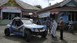 Uji Mobil Listrik Blits Cicip Jalan Sumatra