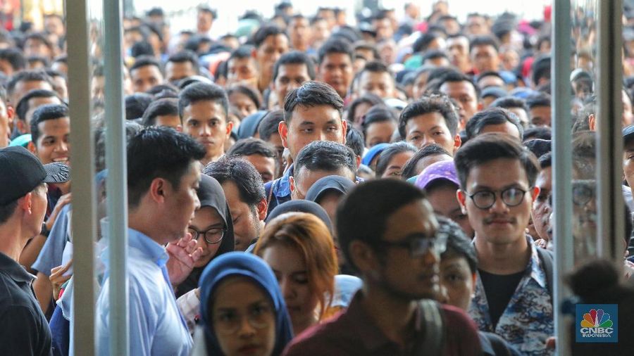 Badan Pusat Statistik (BPS) mencatat tingkat pengangguran terbuka (TPT) sebesar 5,28% pada Agustus 2019.