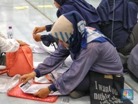 Nasib Pengangguran 'Digaji' Ada di Tangan Airlangga
