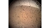 Pendarat NASA InSight Mars memperoleh gambar ini dari daerah di depan pendaratan menggunakan Lander-mounted, Instrument Context Camera (ICC) dengan bidang gambar ICC pandang 124 x 124 derajat di Mars. (NASA/JPL-Caltech/via REUTERS)