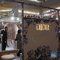 China Ngamuk ke Dior, Ada Apa?
