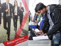 Fresh Graduate Dapat Gaji 3 Bulan, Korban PHK Dapat Berapa?
