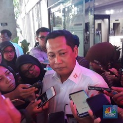 Live! Dirut Bulog Buwas Buka-Bukaan Impor Pangan Jelang Puasa