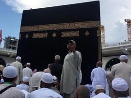 Arab Saudi Setop Sementara Visa Umrah di Tengah Wabah Corona