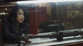 Identitas Julie Estelle di 'The Night Comes For Us' Terungkap