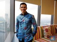 Kisah Adrian Maulana Lepas Dunia Artis dan Jadi Bos Schroder